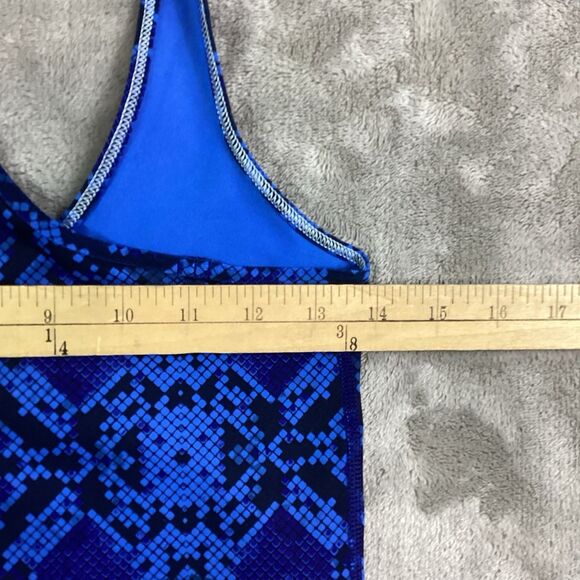 Lululemon Cool Racerback Women Sz 6/8 Sapphire Blue Ziggy Snake Reptile Tank Top - Picture 9 of 10